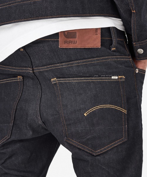 G-STAR(ジースター)の「3301 Straight Jeans(デニムパンツ・メンズ・ダークインディゴブルー・28/32/29/32/30/32/32/32/31/32/33/32/34/32)」の3枚目の写真