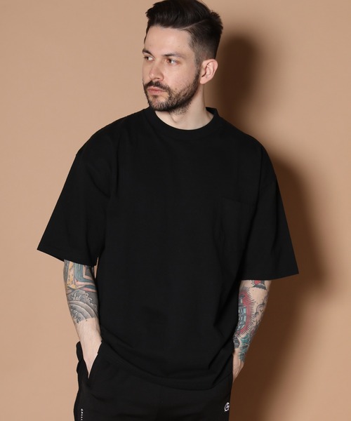 FRUIT OF THE LOOM(フルーツオブザルーム)の「FRUIT OF THE LOOM-ヘビーウエイト・Tシャツ(Tシャツ/カットソー・メンズ・ホワイト/ブラック/ベージュ/パープル/オレンジ・M/L/XL)」の14枚目の写真