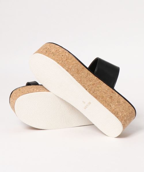 KOBE LETTUCE（コウベレタス）の「サムループプラットフォームウェッジサンダル（サンダル・レディース・ブラック/アイボリー/キャメル/パイソン・LL/S/M/L）」の5枚目の写真