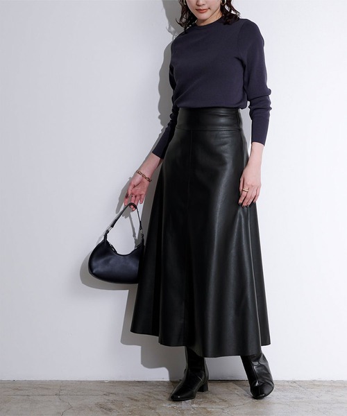 フェイクレザーフレアスカート（スカート）｜ur's（ユアーズ）の