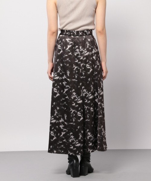 PAGEBOY（ページボーイ）の「ハンマーサテンベッコウスカート（スカート・レディース・ブラック/ブラウン・FREE）」の14枚目の写真