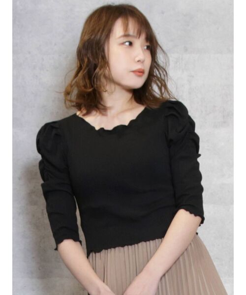 dazzlin(ダズリン)の「ボートメローバックリボントップス(Tシャツ/カットソー・レディース・ブラック/オフホワイト/ブルー/モカ・FREE)」の1枚目の写真