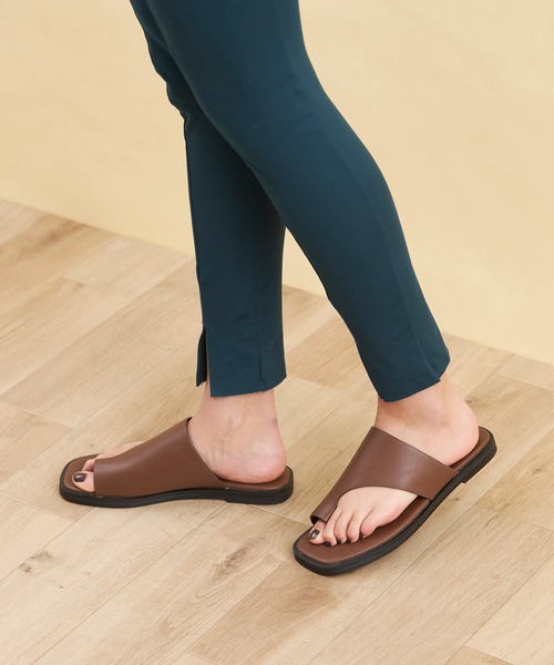 Fabby fabby（ファビィーファビィー）の「トングフラットサンダル（サンダル・レディース・ブラウン/ホワイト/パイソン/ブラック/ライトグリーン・MEDIUM/SS/LARGE/SMALL）」の18枚目の写真