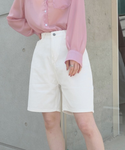 CORNERS（コーナーズ）の「デニムバミューダパンツ（デニムパンツ・レディース・ホワイト/ブラック/ブルー/アイボリー・M）」の2枚目の写真