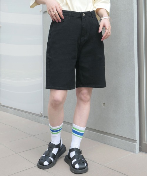 CORNERS（コーナーズ）の「デニムバミューダパンツ（デニムパンツ・レディース・ホワイト/ブラック/ブルー/アイボリー・M）」の4枚目の写真