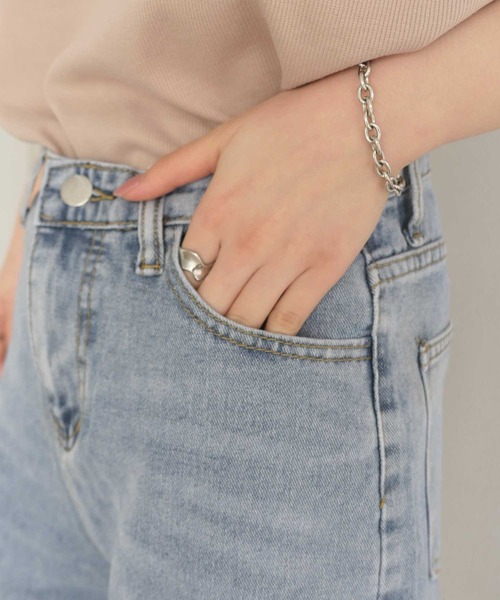 CORNERS（コーナーズ）の「デニムバミューダパンツ（デニムパンツ・レディース・ホワイト/ブラック/ブルー/アイボリー・M）」の17枚目の写真