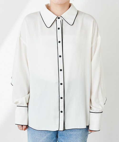 natural couture(ナチュラルクチュール)の「【大人ナチュ】サテンパイピングブラウス(シャツ/ブラウス・レディース・ブラック/ベージュ・FREE)」の17枚目の写真