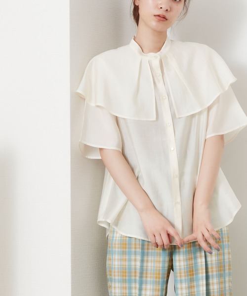 POU DOU DOU（プードゥドゥ）の「シアーケープブラウス（シャツ/ブラウス・レディース・アイボリー/ミント/モカ・3）」の2枚目の写真