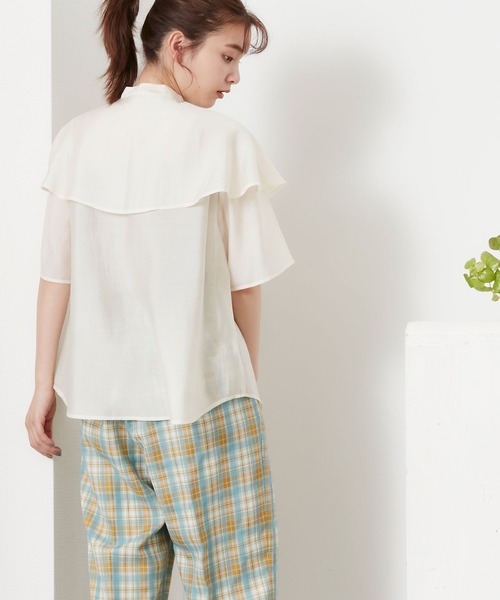 POU DOU DOU（プードゥドゥ）の「シアーケープブラウス（シャツ/ブラウス・レディース・アイボリー/ミント/モカ・3）」の15枚目の写真