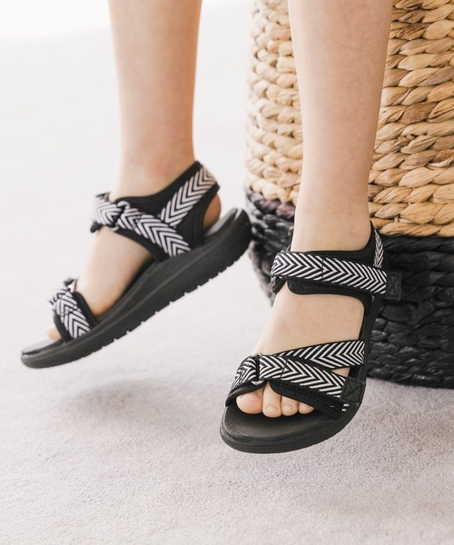 GLOBAL WORK（グローバルワーク）の「【キッズ】スニーカーソールサンダル/933496（その他シューズ・キッズ・ブラック/その他/ブラック系その他/パープル系その他・18cm/19cm/16cm/22cm/21cm/20cm/17cm）」の6枚目の写真