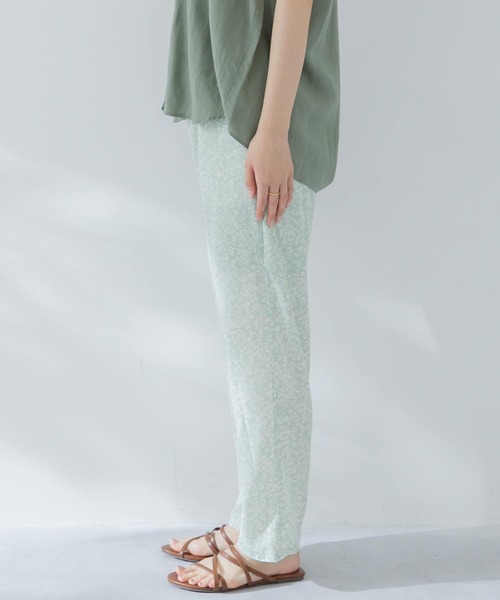 URBAN RESEARCH Sonny Label（アーバンリサーチサニーレーベル）の「『セットアップ対応』 フラワープリントイージーパンツ（その他パンツ・レディース・ブラック/ベージュ/ミント・FREE）」の16枚目の写真