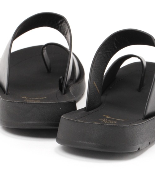 studio CLIP（スタディオクリップ）の「サムリング楽トングサンダル（サンダル・レディース・ブラック/ベージュ/オフホワイト・LARGE/X-LARGE/MEDIUM/SMALL）」の17枚目の写真