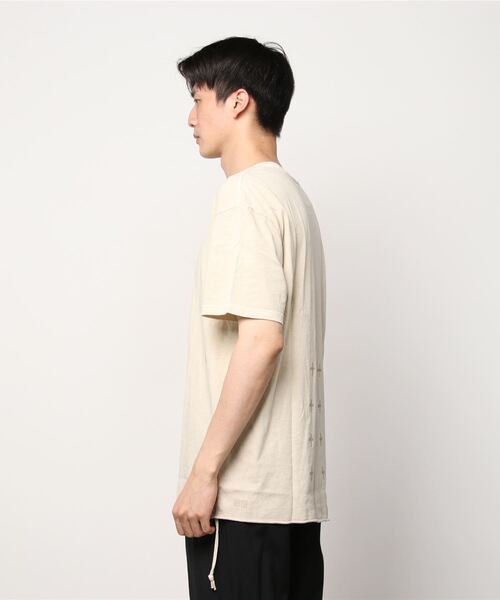 KSUBI(スビ)の「KSUBI KROSS BIGGIE SS TEE DESERT (5000006301)(Tシャツ/カットソー・メンズ・タン・SMALL/MEDIUM/LARGE)」の2枚目の写真