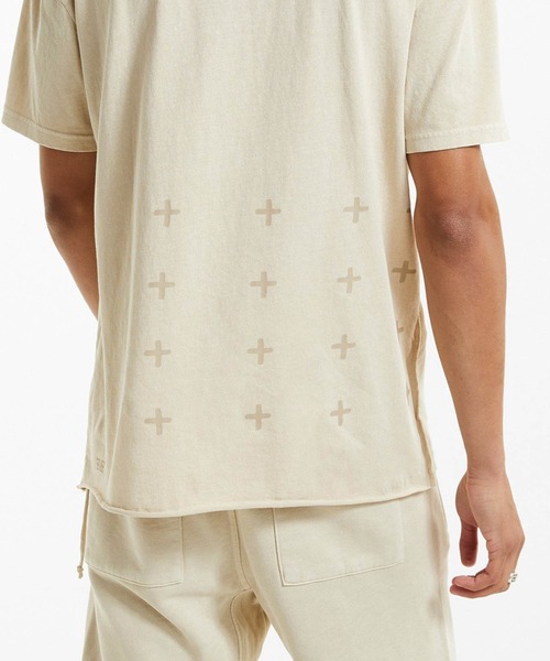 KSUBI(スビ)の「KSUBI KROSS BIGGIE SS TEE DESERT (5000006301)(Tシャツ/カットソー・メンズ・タン・SMALL/MEDIUM/LARGE)」の6枚目の写真