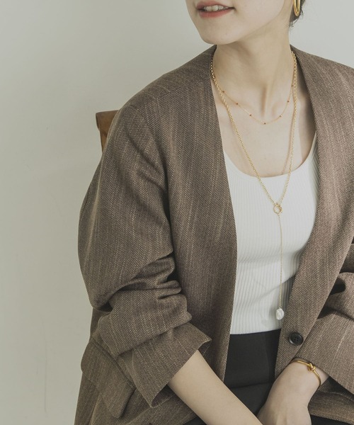 URBAN RESEARCH（アーバンリサーチ）の「バロックパールYネックレス（ネックレス・レディース・ゴールド・-）」の2枚目の写真