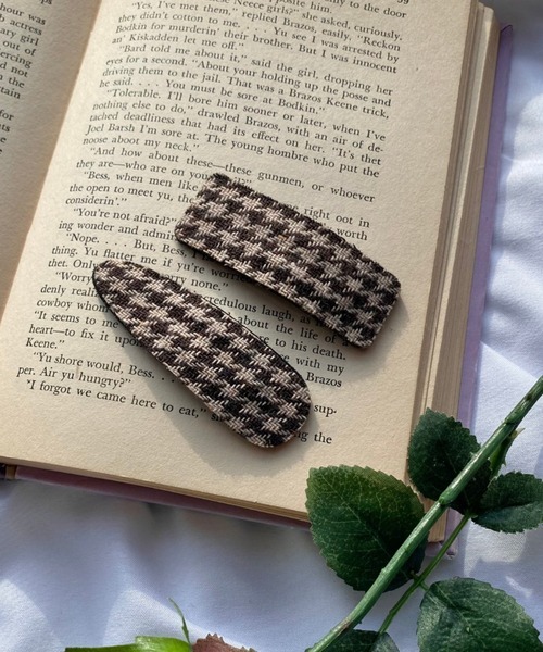 WC(ダブル シー)の「千鳥柄2Pヘアピン(ヘアピン・レディース・ブラック/ブラウン・FREE)」の9枚目の写真