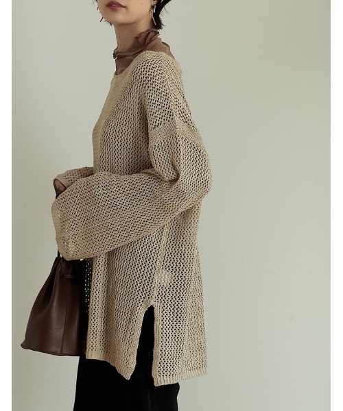 Re:EDIT(リエディ)の「透かし編みワイドスリーブメッシュニット(ニット/セーター・レディース・ブラック/オレンジ/カーキ/ベージュ・LARGE/MEDIUM)」の15枚目の写真