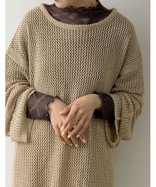 Re:EDIT(リエディ)の「透かし編みワイドスリーブメッシュニット(ニット/セーター・レディース・ブラック/オレンジ/カーキ/ベージュ・LARGE/MEDIUM)」の12枚目の写真