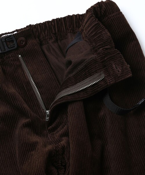 FREAK'S STORE（フリークスストア）の「WEB限定 FREAK'S STORE OUTDOORS/フリークスアウトドアーズ スリムフィット コーデュロイ クライミングパンツ（その他パンツ・メンズ・ブラック/ブラウン/オフホワイト/オリーブ/グレイッシュベージュ・SMALL/MEDIUM/LARGE）」の16枚目の写真