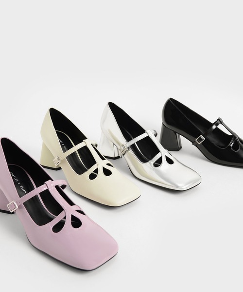 CHARLES & KEITH(チャールズ & キース)の「パテントダブルストラップ メリージェーンパンプス / Patent Double Strap Mary Jane Pumps(パンプス・レディース・ブラック/オフホワイト/シルバー・22.5cm/23cm/23.5cm/24.5cm/25cm/25.5cm)」の9枚目の写真