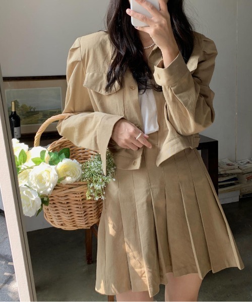 mood for a day(ムードフォーアデイ)の「precious jacket / クロップドパフジャケット(セットアップ・レディース・ベージュ・FREE)」の12枚目の写真