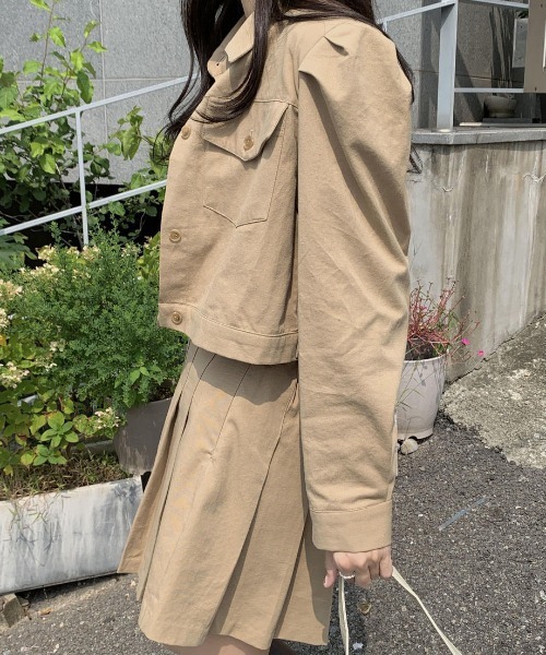 mood for a day(ムードフォーアデイ)の「precious jacket / クロップドパフジャケット(セットアップ・レディース・ベージュ・FREE)」の13枚目の写真