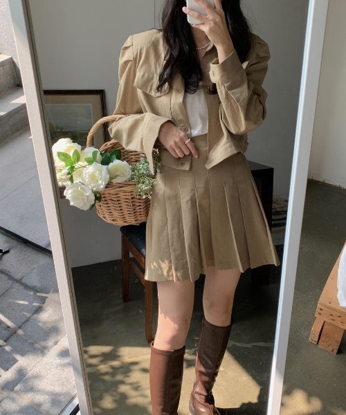 mood for a day(ムードフォーアデイ)の「precious jacket / クロップドパフジャケット(セットアップ・レディース・ベージュ・FREE)」の6枚目の写真