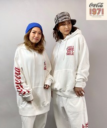 【ZOZOタウン限定アイテム】COCA・COLA (コカ・コーラ) ビックシルエット バックプリントパーカー/セットアップ対応 214AN2PK044MU