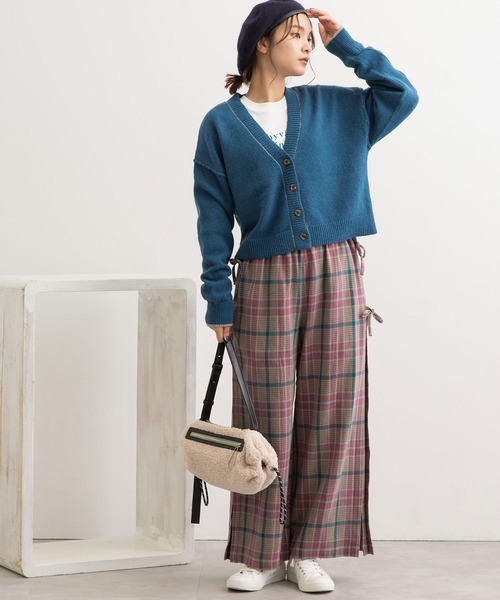 POU DOU DOU(プードゥドゥ)の「カラーショートニットカーディガン(カーディガン/ボレロ・レディース・ネイビー/ピンク/キナリ/オレンジ/ブルー・3)」の9枚目の写真