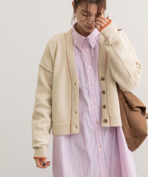 POU DOU DOU(プードゥドゥ)の「カラーショートニットカーディガン(カーディガン/ボレロ・レディース・ネイビー/ピンク/キナリ/オレンジ/ブルー・3)」の12枚目の写真