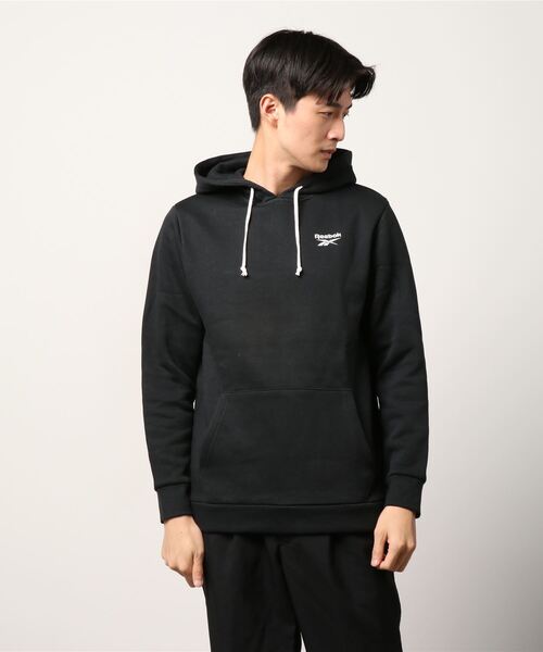 Reebok（リーボック）の「トレーニング エッセンシャルズ フリース フーディー / Training Essentials Fleece Hoodie（パーカー・メンズ・ヘザーグレー/ブラック/ネイビー/レッド・MEDIUM/X-SMALL/SMALL/XXX-LARGE/XX-LARGE/LARGE/X-LARGE）」の19枚目の写真