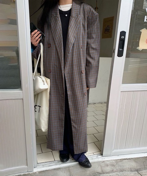 me+em select(ミームセレクト)の「オーバーショルダーレトロチェックロングコート(チェスターコート・レディース・ブラウン/グリーン/イエロー/ブルー・FREE)」の2枚目の写真