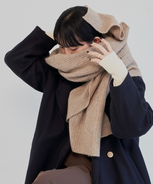 Aunt Marie's(アントマリーズ)の「カシミヤ100%ストール(日本製)(ストール/ショール・レディース・チャコールグレー/ベージュ/アイボリー・FREE)」の3枚目の写真