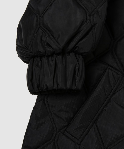 GANNI（ガニー）の「Recycled Ripstop Quilt（その他アウター・レディース・ブラック・36/34）」の4枚目の写真