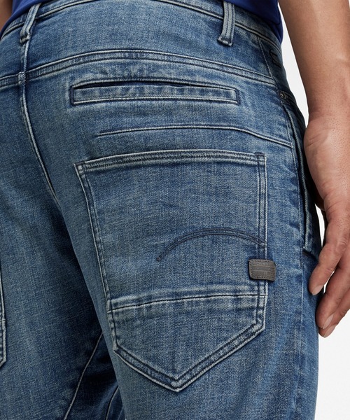 G-STAR（ジースター）の「D-STAQ 3D SLIM JEANS/スリムテーパード（デニムパンツ・メンズ・ライトインディゴブルー・28/30/29/30/30/30/32/30/31/30/26/30/27/30/36/32/29/32/30/32/31/32/28/32/32/32/33/30/34/30/34/32/33/32）」の3枚目の写真