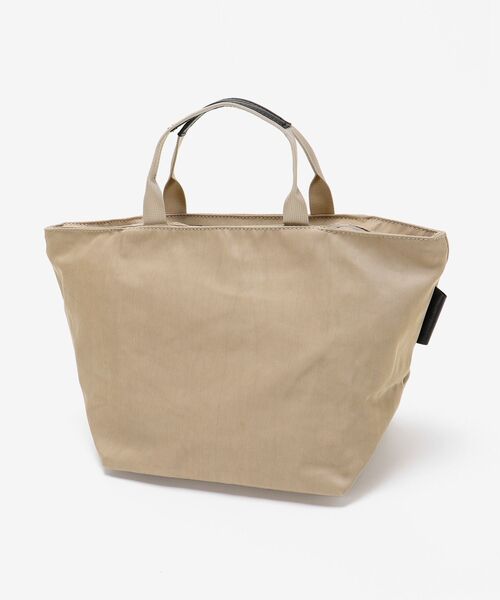 le.coeur blanc（ルクールブラン）の「ナイロンユーティリティトート（トートバッグ・レディース・ベージュ/ブラウン/ブラック・FREE）」の13枚目の写真
