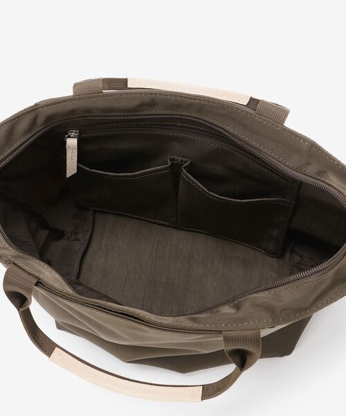 le.coeur blanc（ルクールブラン）の「ナイロンユーティリティトート（トートバッグ・レディース・ベージュ/ブラウン/ブラック・FREE）」の22枚目の写真