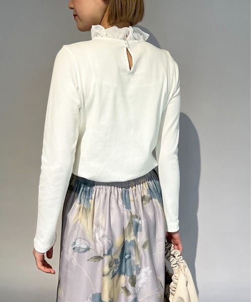 DIARIUM（ディアリウム）の「襟フリルカットソー（Tシャツ/カットソー・レディース・ブラック/オフホワイト・M）」の5枚目の写真