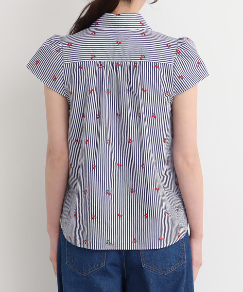 CHILD WOMAN(チャイルドウーマン)の「ストライプチェリー刺繍丸衿キャップスリーブ ブラウス(シャツ/ブラウス・レディース・ブルー・FREE)」の16枚目の写真