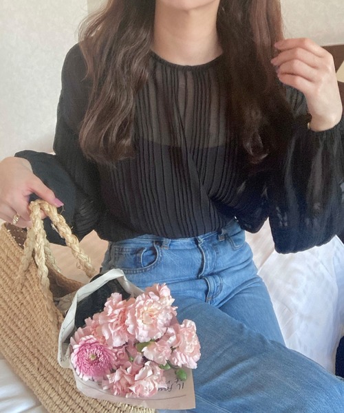 LAUIR（ラウアー）の「リンクルブラウス（シャツ/ブラウス・レディース・ホワイト/ブラック/ベージュ/ブラウン/イエロー/アイボリー・FREE）」の4枚目の写真