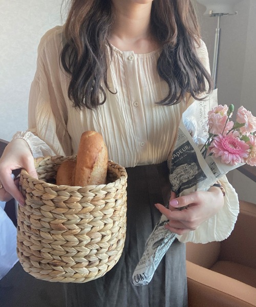 LAUIR（ラウアー）の「リンクルブラウス（シャツ/ブラウス・レディース・ホワイト/ブラック/ベージュ/ブラウン/イエロー/アイボリー・FREE）」の7枚目の写真