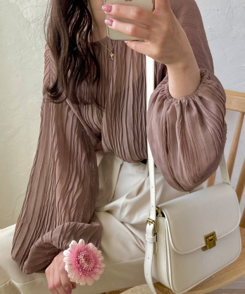 LAUIR（ラウアー）の「リンクルブラウス（シャツ/ブラウス・レディース・ホワイト/ブラック/ベージュ/ブラウン/イエロー/アイボリー・FREE）」の10枚目の写真