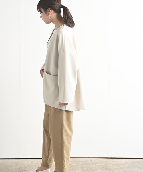 rps（アールピーエス）の「カットポンチミドルジャケット（ノーカラージャケット・レディース・ブラック/アイボリー/グレイッシュベージュ・M）」の6枚目の写真