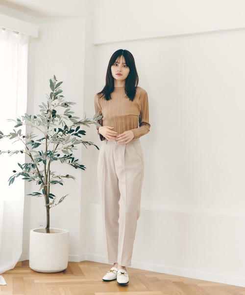 Lamoa(ラモア)の「Lamoa/プリーツ デザイン クラシカル トップス(Tシャツ/カットソー・レディース・ホワイト/ネイビー/ブラウン・FREE)」の9枚目の写真