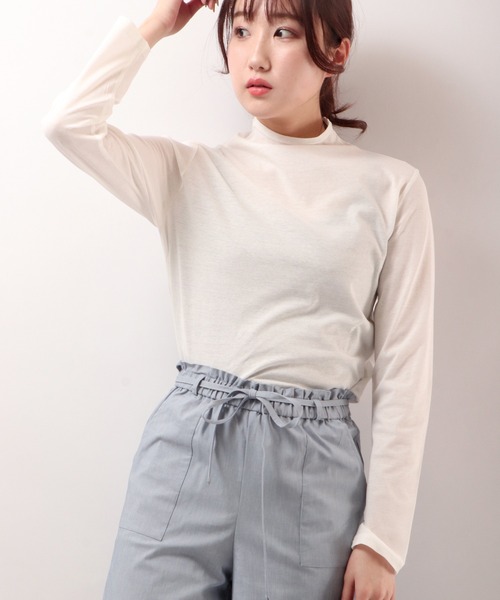 BRODIAEA（ブローディア）の「BRODIAEA UVカット/コスメプラス ボトルネック（Tシャツ/カットソー・レディース・ブラック/ベージュ/ネイビー/オフホワイト/ターコイズブルー/ライム/シルバーグレー・M/L）」の2枚目の写真