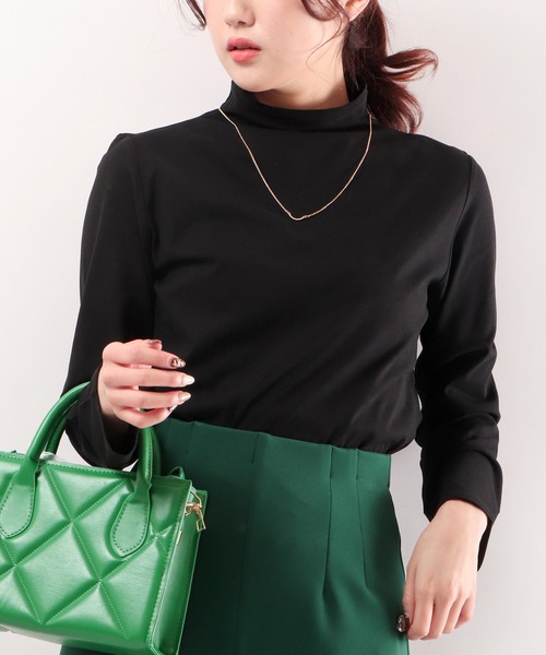 BRODIAEA（ブローディア）の「BRODIAEA UVカット/コスメプラス ボトルネック（Tシャツ/カットソー・レディース・ブラック/ベージュ/ネイビー/オフホワイト/ターコイズブルー/ライム/シルバーグレー・M/L）」の3枚目の写真