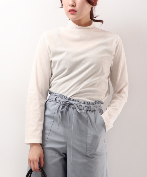 BRODIAEA（ブローディア）の「BRODIAEA UVカット/コスメプラス ボトルネック（Tシャツ/カットソー・レディース・ブラック/ベージュ/ネイビー/オフホワイト/ターコイズブルー/ライム/シルバーグレー・M/L）」の10枚目の写真
