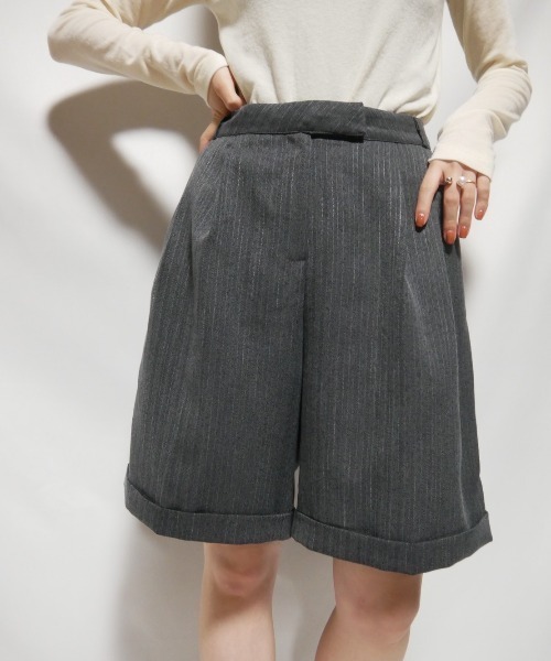 Reurie'(レウリィ)の「ロールアップハーフパンツ(その他パンツ・レディース・チャコール・FREE)」の8枚目の写真