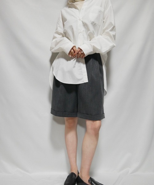 Reurie'(レウリィ)の「ロールアップハーフパンツ(その他パンツ・レディース・チャコール・FREE)」の3枚目の写真
