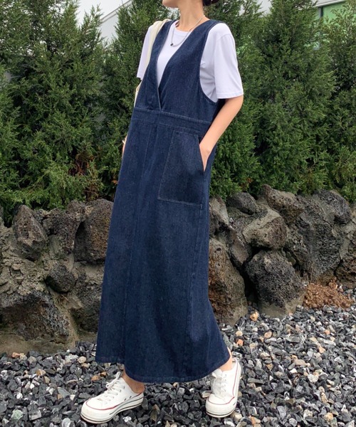 ABITOKYO（アビトーキョー）の「バックスリットタイトデニムジャンスカ（ジャンパースカート・レディース・ホワイト/ブラック/インディゴブルー/ライトブルー/ネイビー/ブルー・FREE）」の15枚目の写真